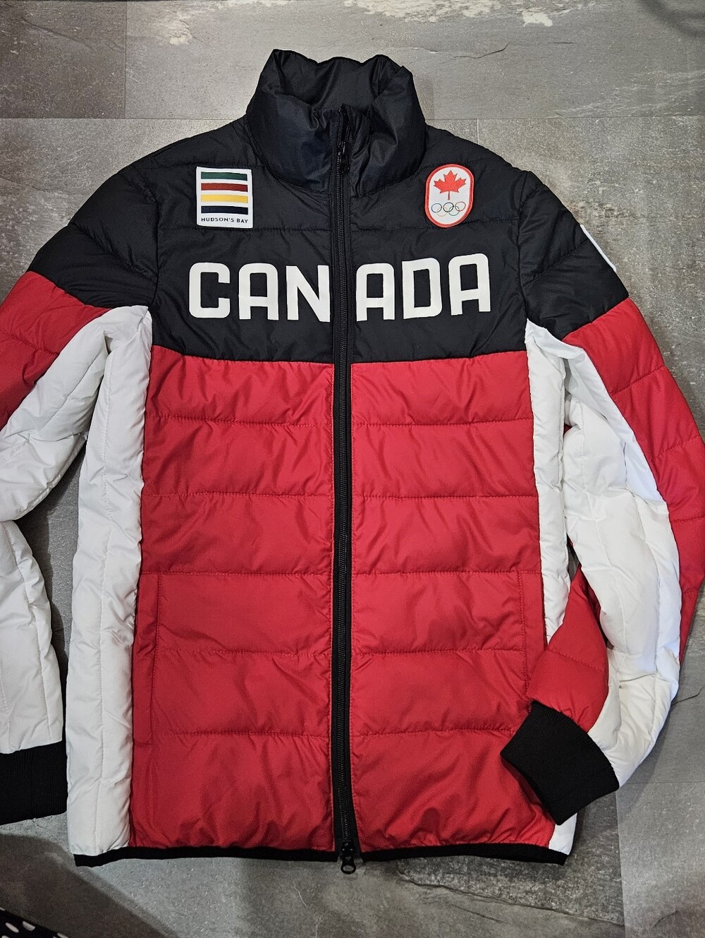 Hudson's Bay Team Canada PyeongChang 2018 Puffer Jacket. Red, Black, White. XXS.